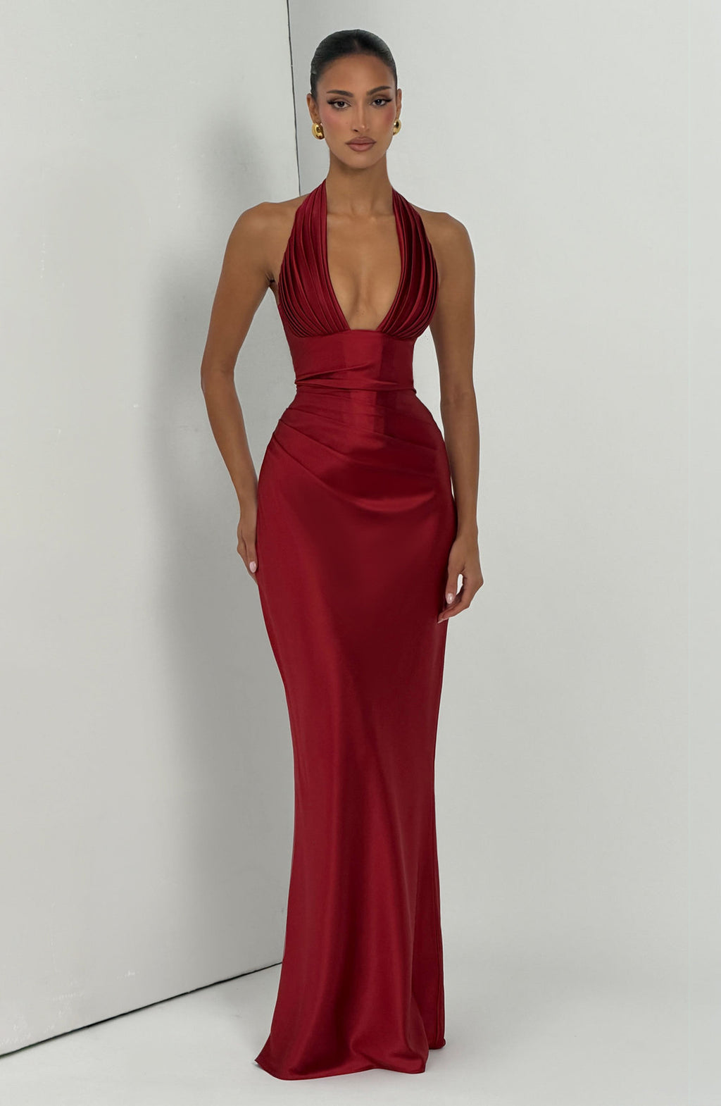 Noctéra Elegance Gown