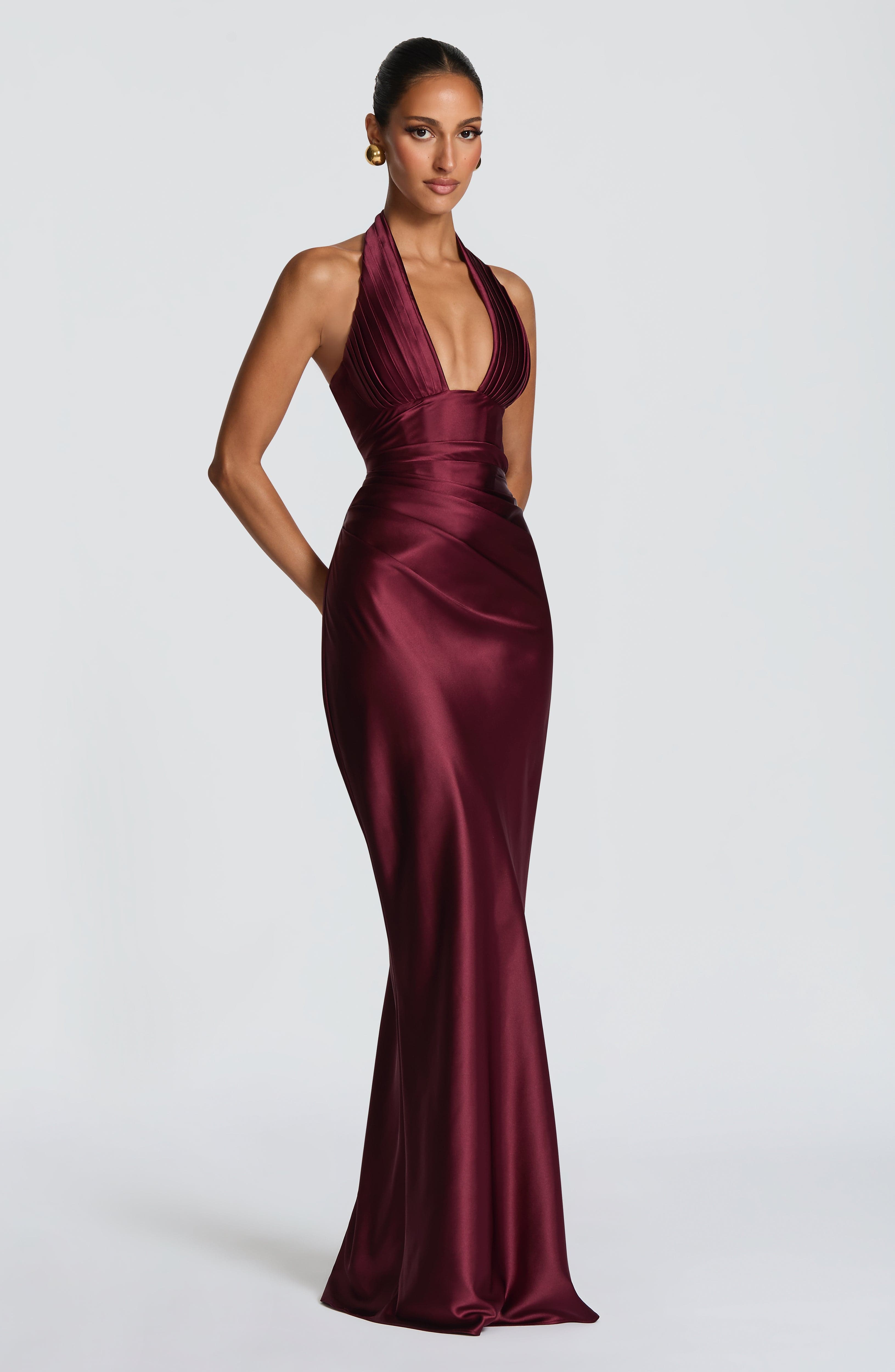 Noctéra Elegance Gown
