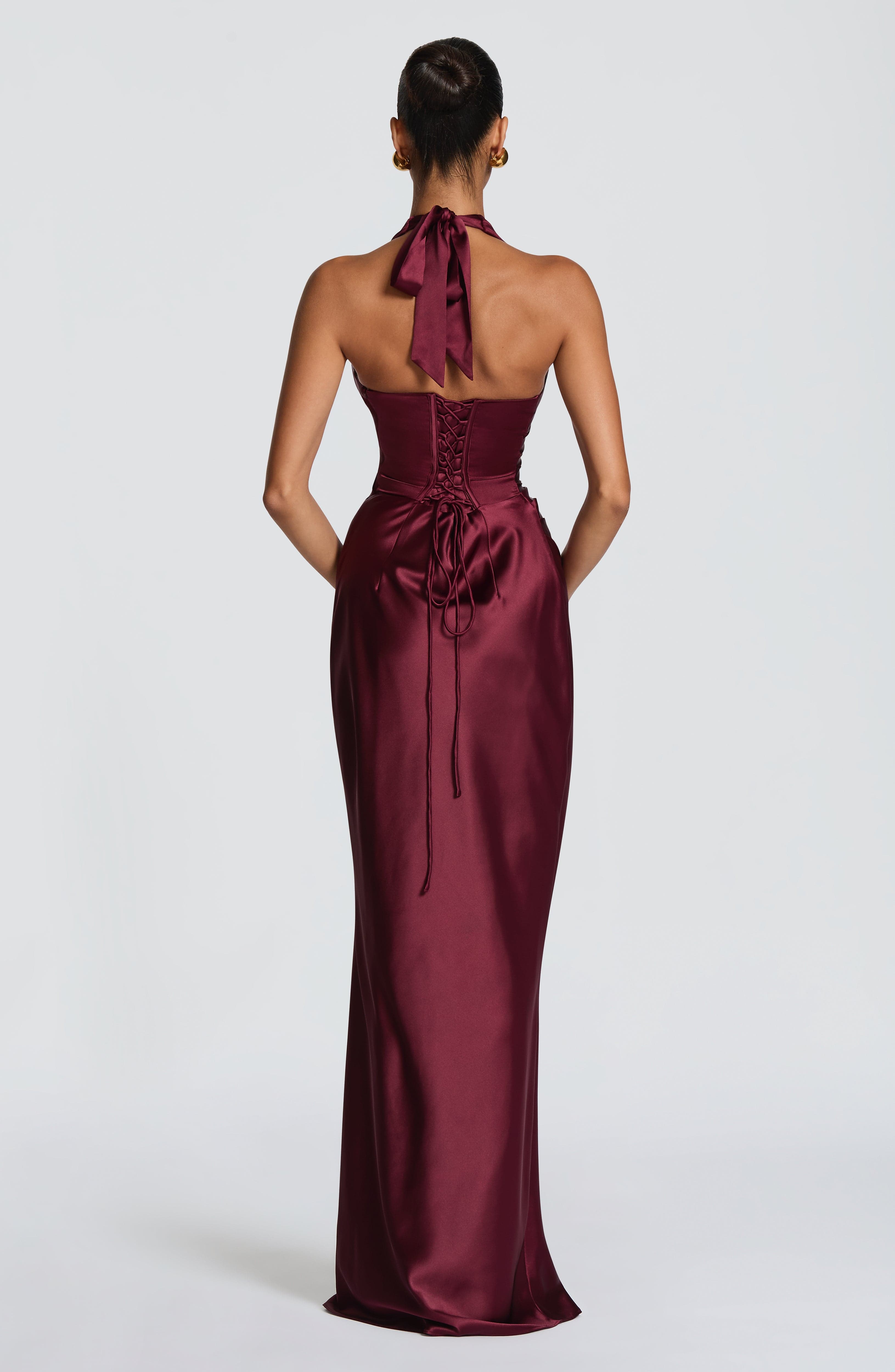 Noctéra Elegance Gown
