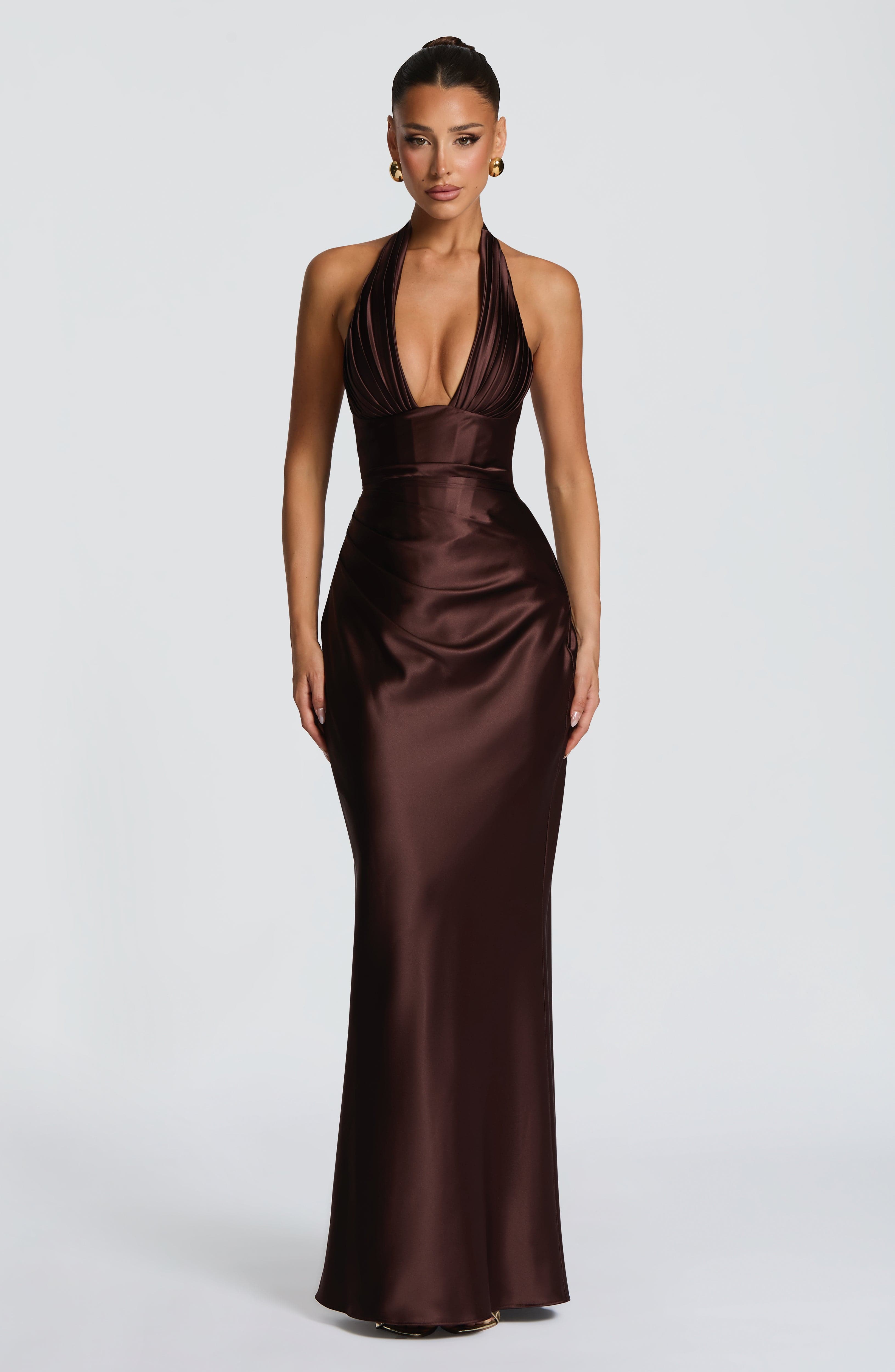 Noctéra Elegance Gown